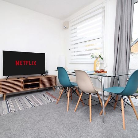 K Suites - Selkirk Street Челтенхам Экстерьер фото